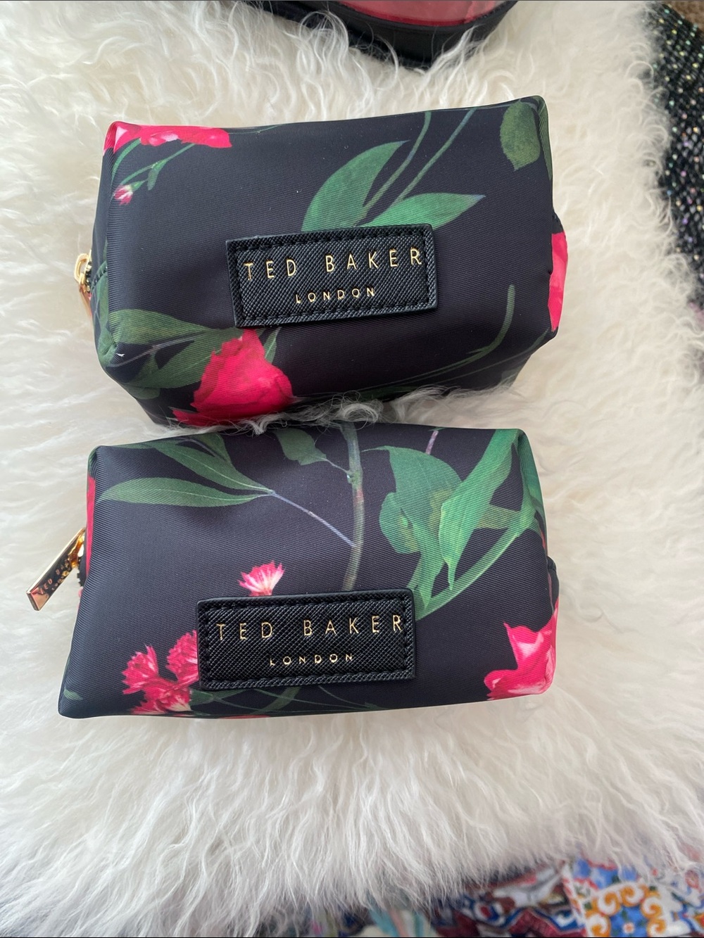 TED BAKER Black Clear Floral 4 Piece Travel Makeup Case NWT! - Picture 14 of 14